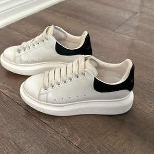 Alexander MqQueen sneakers size 36/US6